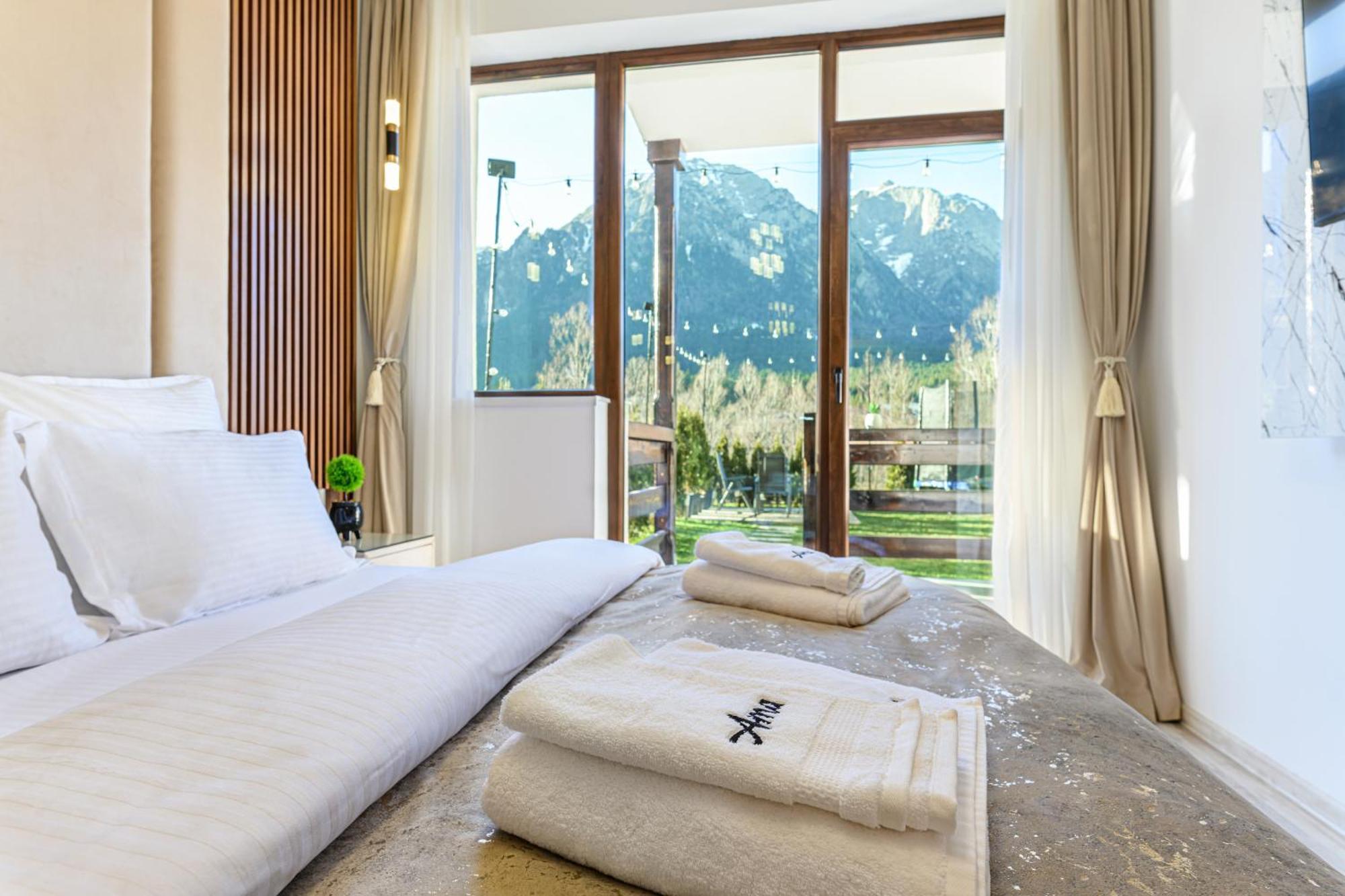 Ama Garden Apartment Буштени Экстерьер фото