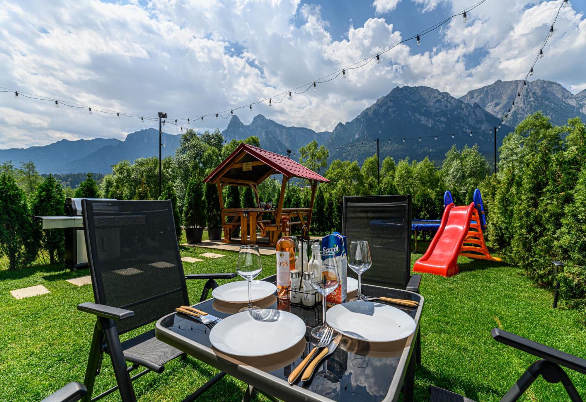 Ama Garden Apartment Буштени Экстерьер фото